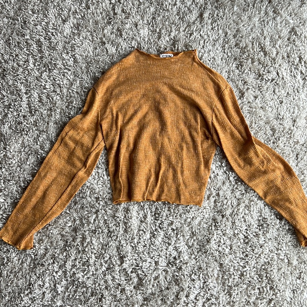 LF (SEEK The Label) top! Size S.